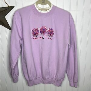 Vintage Grandmacore Lavender Sweatshirt with Floral Tree Design Size Medium